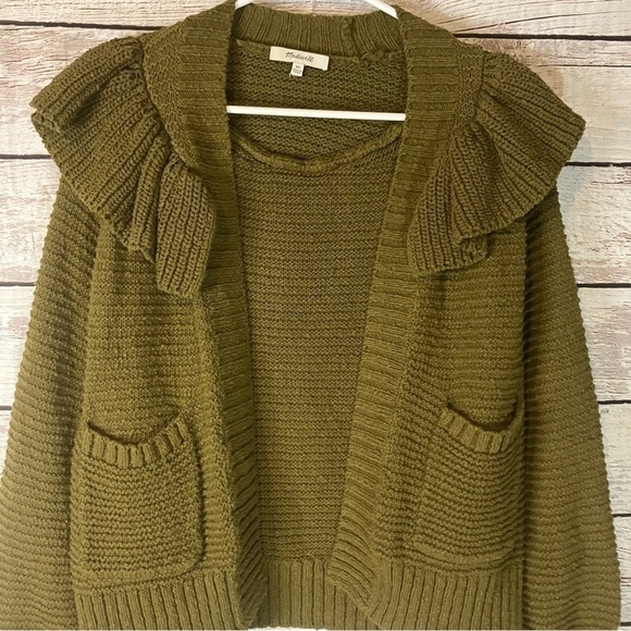 Madewell Ruffle Cardigan Sweater In Green - Picture 3 of 12